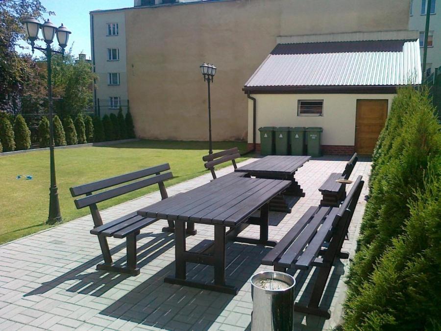 Akademikus Torun Vandrarhem Exteriör bild