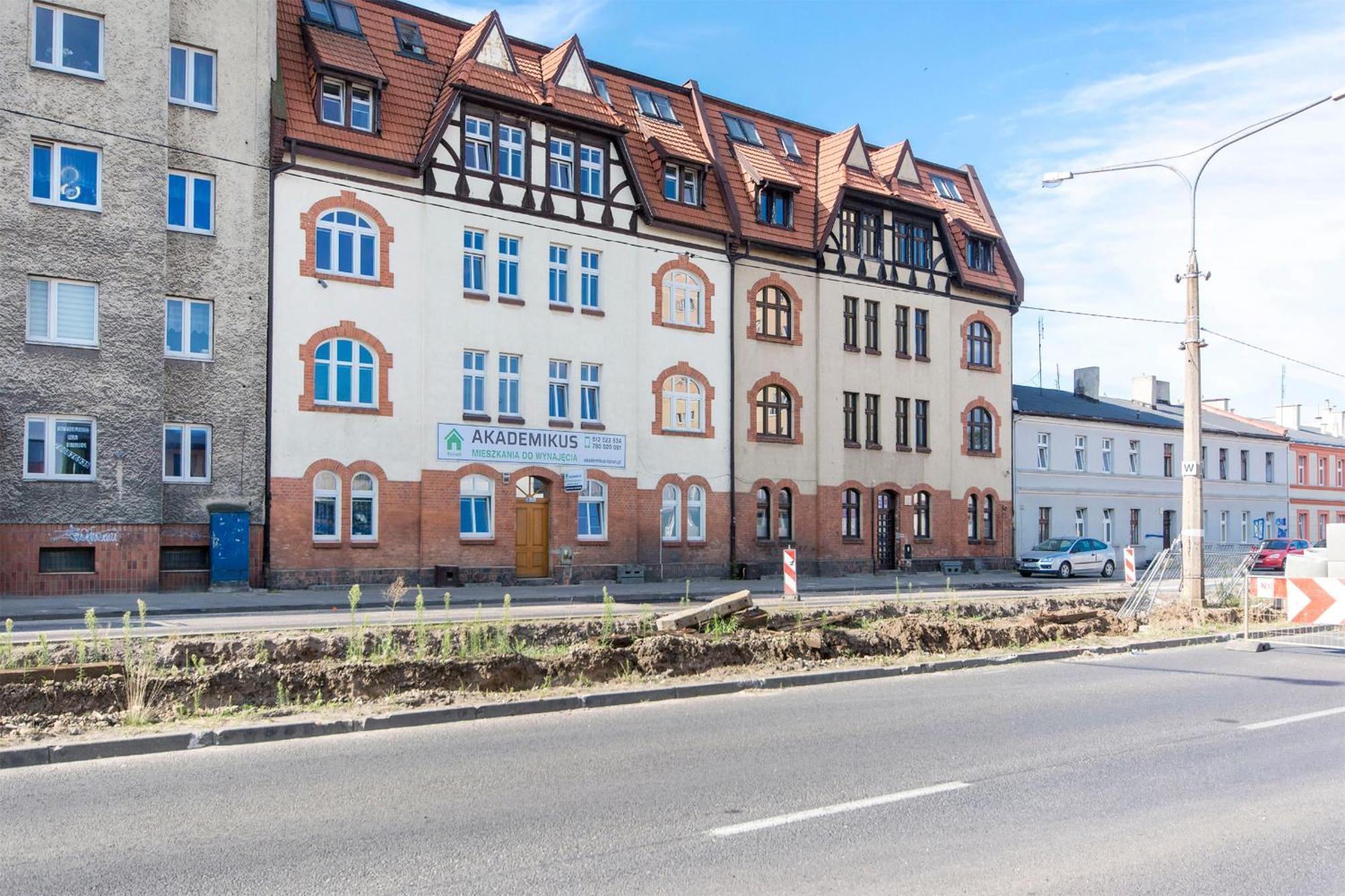 Akademikus Torun Vandrarhem Exteriör bild